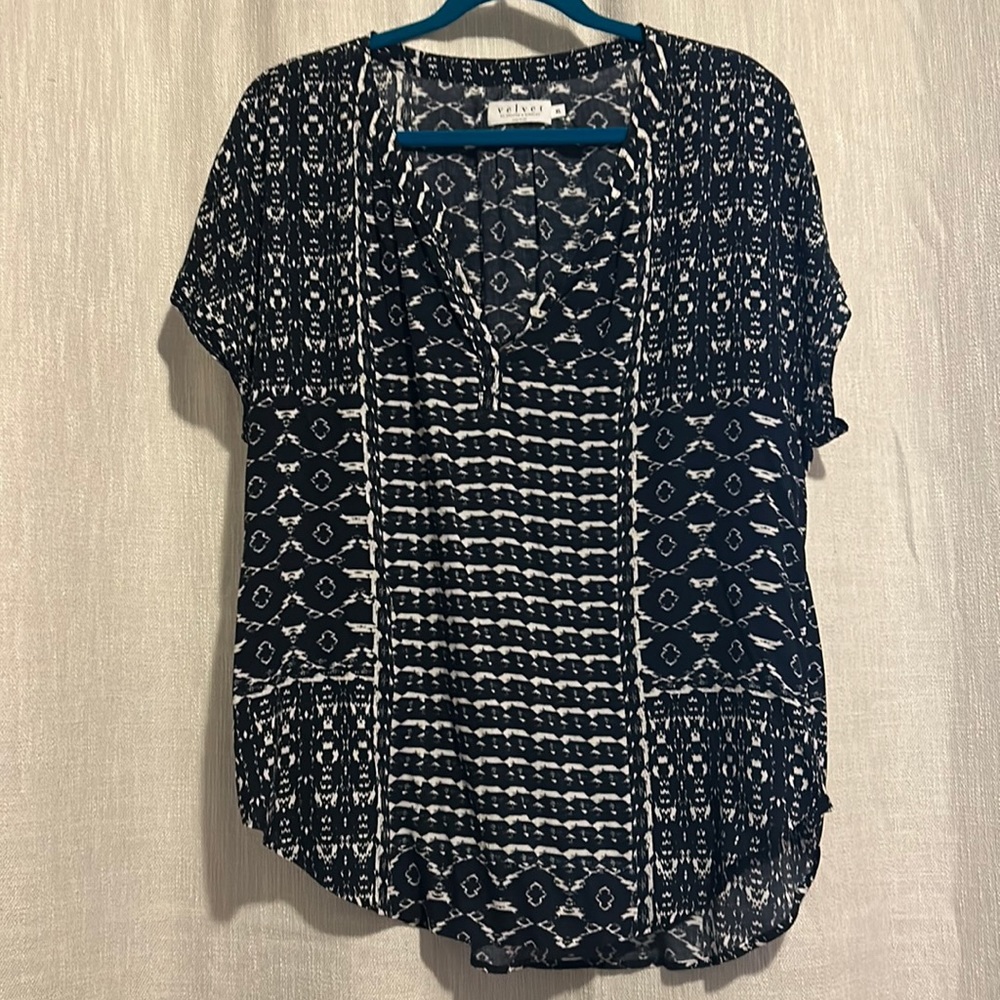 Velvet (by Graham and Spenser) light weight printed t shirt